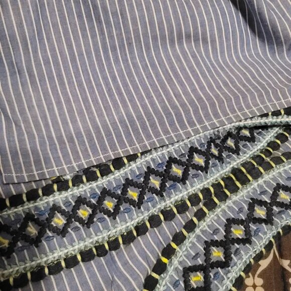 Vineyard Vines Embroidered Shift Dress - Picture 10 of 10